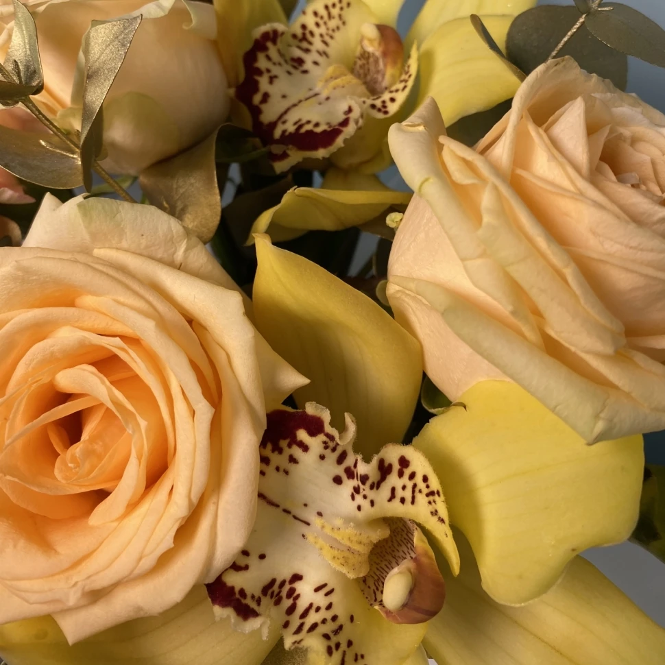 Композиция к 14 февраля "Золотая"