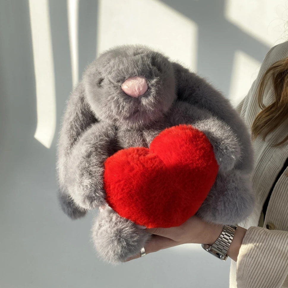 Зайчик с сердцем №02