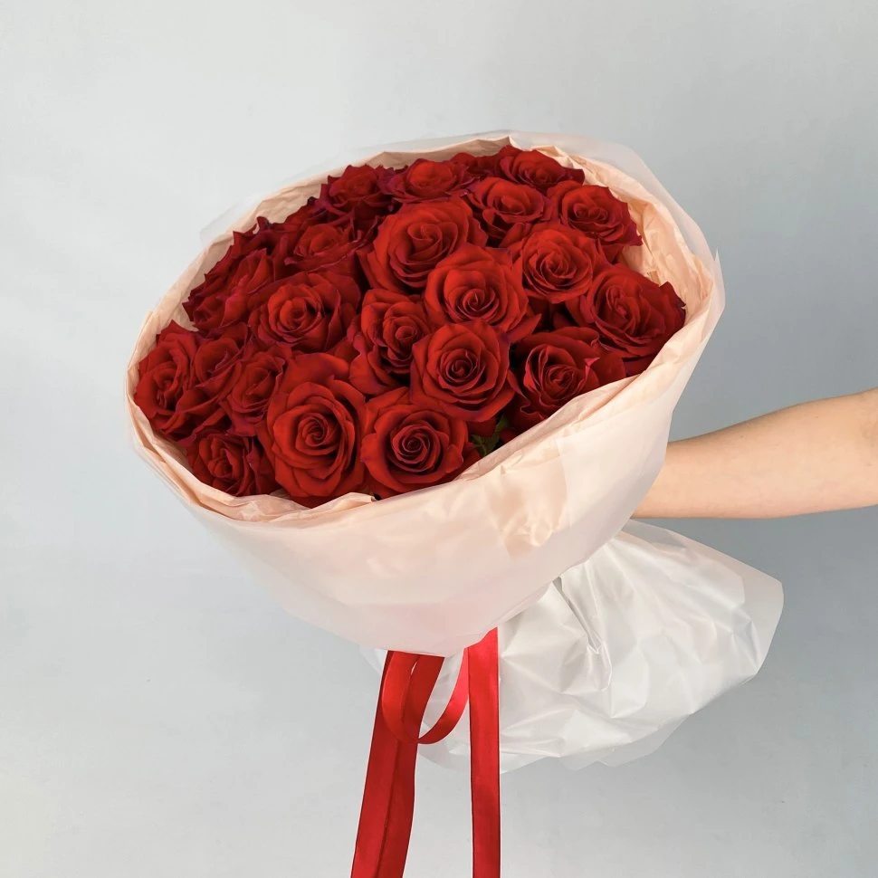 Букет из 25 красных роз