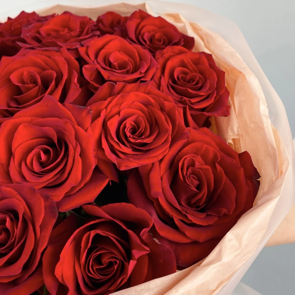 Букет из 25 красных роз