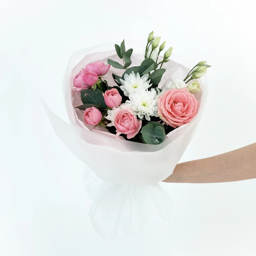 Букет сборный из хризантемы и розы